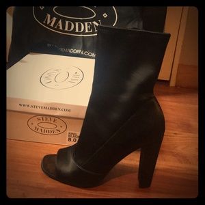 Steve Madden black  satin open toe heels